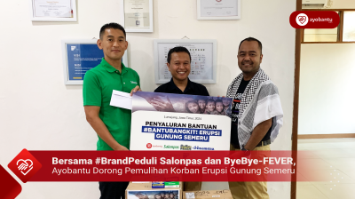 Bersama #BrandPeduli Salonpas dan ByeBye-FEVER,  Ayobantu Dorong Pemulihan Korban Erupsi Gunung Semeru